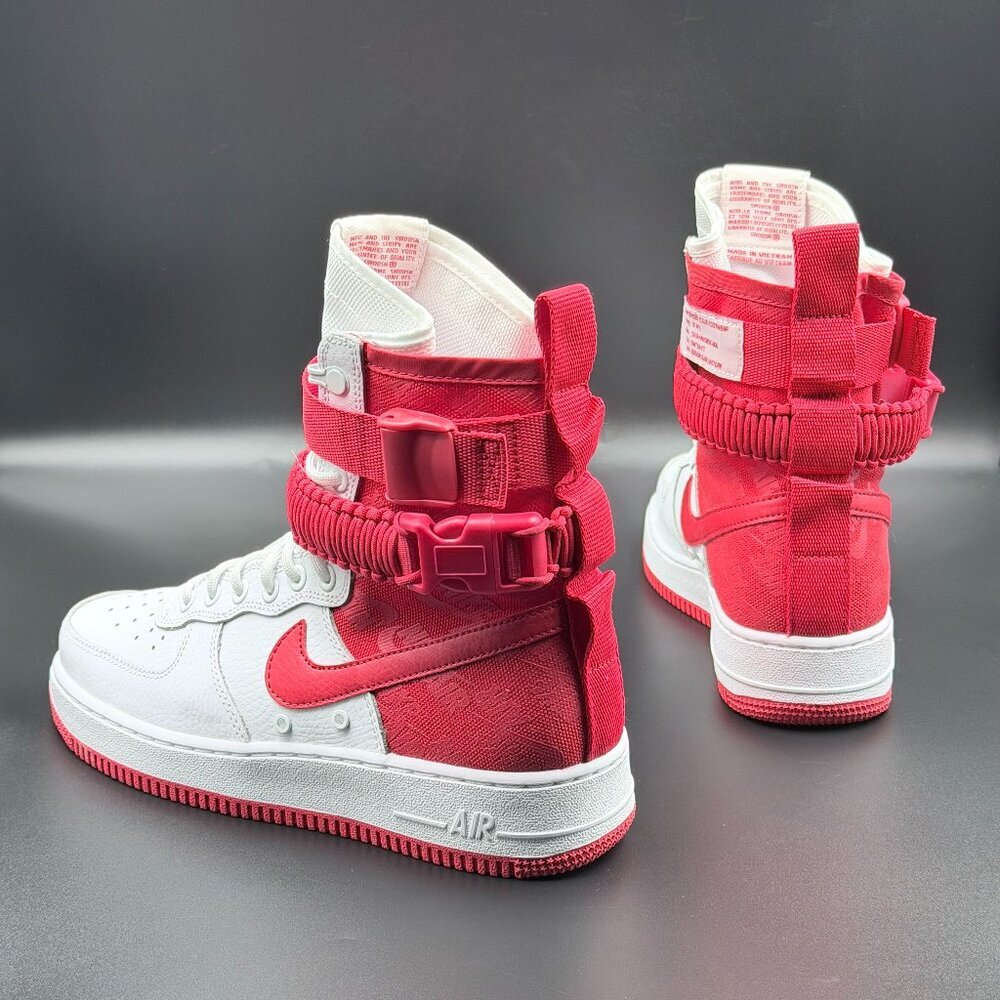 Nike SF Air Force 1 High 'University Red'